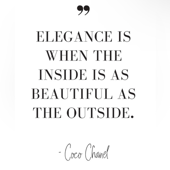 FOLLOW ME!!! ❤️💄💋 - Picture 3 of 6